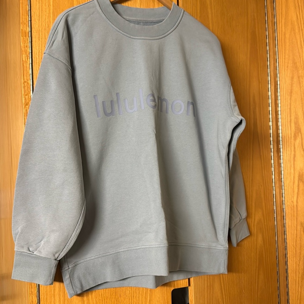 Lululemon Women’s Crewneck